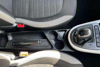 Hyundai i10 1.2 Premium Hatchback 5dr Petrol Auto Euro 6 (s/s) (84 ps)