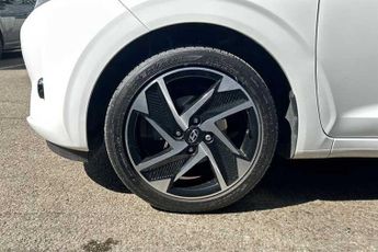 Hyundai i10 1.2 Premium Hatchback 5dr Petrol Auto Euro 6 (s/s) (84 ps)