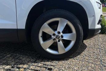 SKODA KAROQ 1.0 TSI GPF SE SUV 5dr Petrol DSG Euro 6 (s/s) (115 ps)