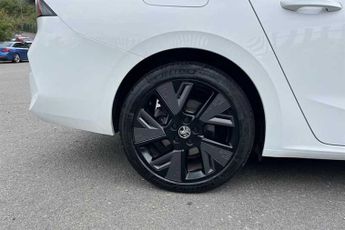 Vauxhall Astra Electric 54 kWh (156 PS) GS 5 Door Electric Sports Tourer Automatic 