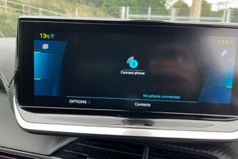 Peugeot E-2008 50 kWh (136 PS) GT 5 Door Electric SUV Automatic *** 1 Owner / F