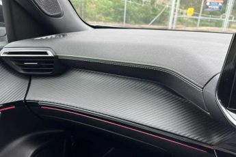 Peugeot E-2008 50 kWh (136 PS) GT 5 Door Electric SUV Automatic *** 1 Owner / F