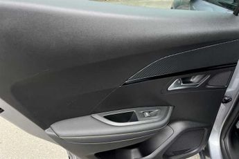 Peugeot E-2008 50 kWh (136 PS) GT 5 Door Electric SUV Automatic *** 1 Owner / F