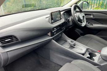 Nissan Qashqai 1.3 DIG-T MHEV Acenta Premium SUV 5dr Petrol Hybrid XTRON Euro 6