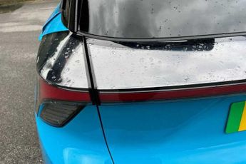 MG MG4 64 kWh (203 PS) Trophy Long Range 5 Door Electric Hatchback Auto