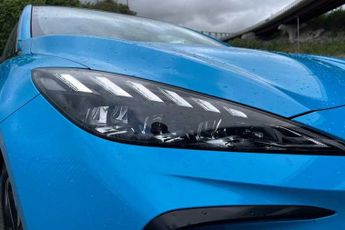 MG MG4 64 kWh (203 PS) Trophy Long Range 5 Door Electric Hatchback Auto