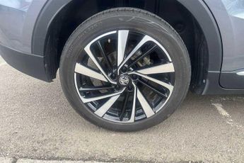 MG ZS 1.5 Hybrid+ Trophy SUV 5dr Petrol Hybrid Auto Euro 6 (s/s) (196 