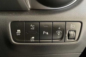 Hyundai KONA 64kWh Ultimate SUV 5dr Electric Auto (10.5kW Charger) (204 ps)