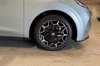 MG MG4 URBAN 53.9kWh Premium Long Range Hatchback 5dr Electric Auto (160 ps)