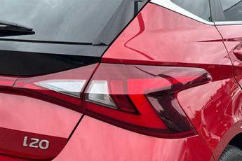 HYUNDAI i20 1.0 T-GDi MHEV Ultimate Hatchback 5dr Petrol Hybrid DCT Euro 6 (