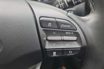 Hyundai KONA 64kWh Premium SUV 5dr Electric Auto (7kW Charger) (204 ps)