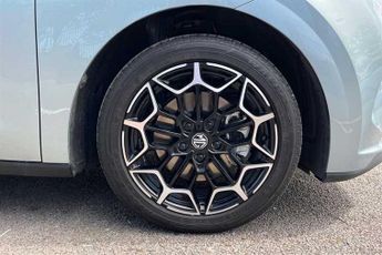 MG MG4 URBAN 53.9kWh Premium Long Range Hatchback 5dr Electric Auto (160 ps)