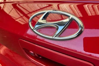 HYUNDAI i10 1.2 Premium Hatchback 5dr Petrol Auto Euro 6 (s/s) (84 ps)