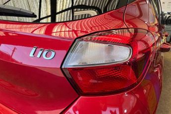HYUNDAI i10 1.2 Premium Hatchback 5dr Petrol Auto Euro 6 (s/s) (84 ps)