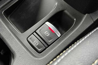 RENAULT CLIO 1.6 E-TECH E-Tech engineered Hatchback 5dr Petrol Hybrid Auto Eu