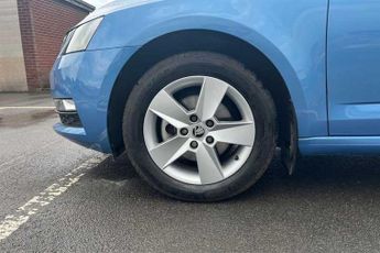 SKODA OCTAVIA 1.0 TSI GPF SE Hatchback 5dr Petrol DSG Euro 6 (s/s) (115 ps)