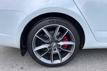 Skoda Octavia 2.0 TSi (245 PS) vRS 5 Door Petrol Estate Automatic 