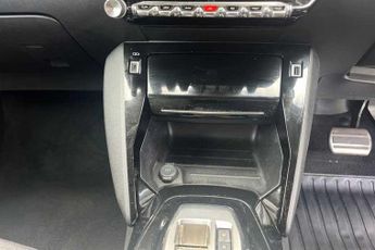 Peugeot E-2008 50kWh Allure Premium + SUV 5dr Electric Auto (7kW Charger) (136 