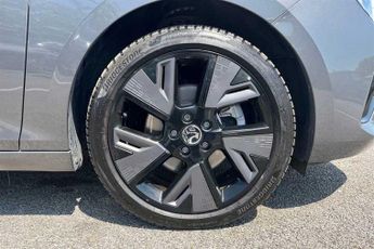 VAUXHALL ASTRA Electric 54kWh GS Hatchback 5dr Electric Auto (156 ps)