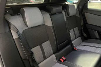 VAUXHALL GRANDLAND ELECTRIC 73kWh Ultimate SUV 5dr Electric Auto (213 ps)