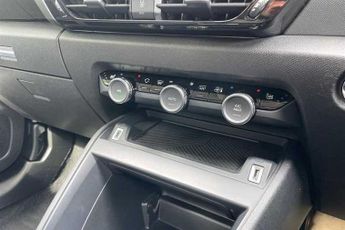 CITROEN C4 1.2 PureTech MAX Hatchback 5dr Petrol EAT8 Euro 6 (s/s) (130 ps)