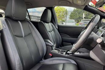 NISSAN LEAF 62kWh e+ Tekna Hatchback 5dr Electric Auto (217 ps)