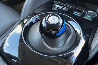 NISSAN LEAF 62kWh e+ Tekna Hatchback 5dr Electric Auto (217 ps)