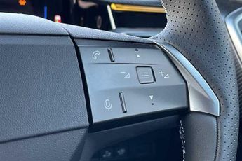 Vauxhall Grandland Electric 73 kWh (213 PS) Ultimate 5 Door Electric SUV Automatic