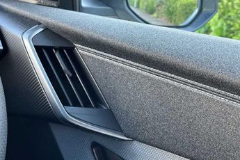 Vauxhall Grandland Electric 73 kWh (213 PS) Ultimate 5 Door Electric SUV Automatic