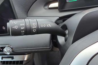 MG MG4 URBAN 53.9kWh Premium Long Range Hatchback 5dr Electric Auto (160 ps)