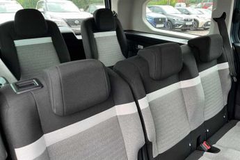 CITROEN E-BERLINGO 52kWh PLUS XL MPV 5dr Electric Auto (7.4kW Charger) (136 ps)