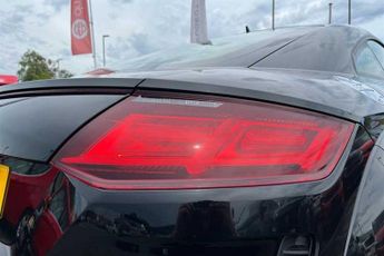 AUDI TT 2.0 TFSI 40 S line Coupe 3dr Petrol S Tronic Euro 6 (s/s) (197 p