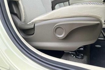 HYUNDAI INSTER Long Range 49kWh 02 SUV 5dr Electric Auto (115 ps)