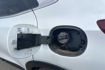 Kia Xceed 1.4 T-GDi 3 SUV 5dr Petrol DCT Euro 6 (s/s) (138 bhp)