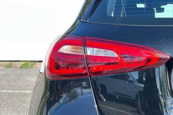 MERCEDES-BENZ A CLASS 1.5 A180d SE Hatchback 5dr Diesel 7G-DCT Euro 6 (s/s) (116 ps)