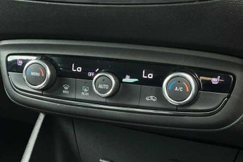 VAUXHALL CROSSLAND 1.2 Turbo Ultimate SUV 5dr Petrol Auto Euro 6 (s/s) (130 ps)