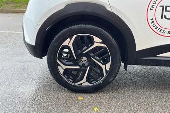 Vauxhall Mokka Electric 54kWh Ultimate SUV 5dr Electric Auto (Long Range) (156 ps)