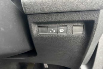 Vauxhall Grandland Electric 73kWh Ultimate SUV 5dr Electric Auto (213 ps)