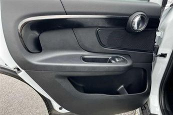 MINI Countryman 1.5 Cooper Sport SUV 5dr Petrol Auto ALL4 Euro 6 (s/s) (136