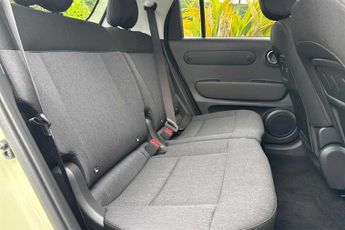 HYUNDAI INSTER Long Range 49kWh 02 SUV 5dr Electric Auto (115 ps)