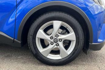 TOYOTA C-HR 1.8 VVT-h Icon SUV 5dr Petrol Hybrid CVT Euro 6 (s/s) (122 ps)