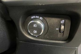 VAUXHALL MOKKA Electric 50kWh Ultimate SUV 5dr Electric Auto (136 ps)