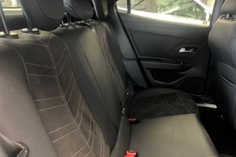 VAUXHALL MOKKA Electric 50kWh Ultimate SUV 5dr Electric Auto (136 ps)