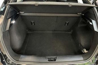 MG MG4 EV 51kWh SE Hatchback 5dr Electric Auto (170 ps)