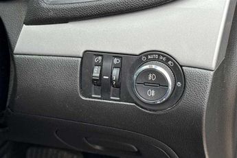 Vauxhall Mokka 1.4i Turbo Exclusiv SUV 5dr Petrol Auto 2WD Euro 6 (140 ps)