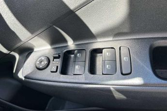 Hyundai i10 1.2 Premium Hatchback 5dr Petrol Auto Euro 6 (s/s) (84 ps)