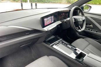 Vauxhall Astra Electric 54kWh GS Hatchback 5dr Electric Auto (156 ps)