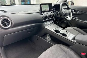 Hyundai KONA 64kWh Premium SUV 5dr Electric Auto (10.5kW Charger) (204 ps)