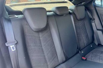 Vauxhall Mokka Electric Ultimate 50kWh Automatic (136ps)