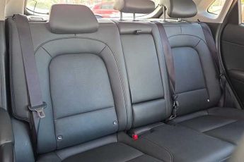 Hyundai KONA 64kWh Ultimate SUV 5dr Electric Auto (10.5kW Charger) (204 ps)